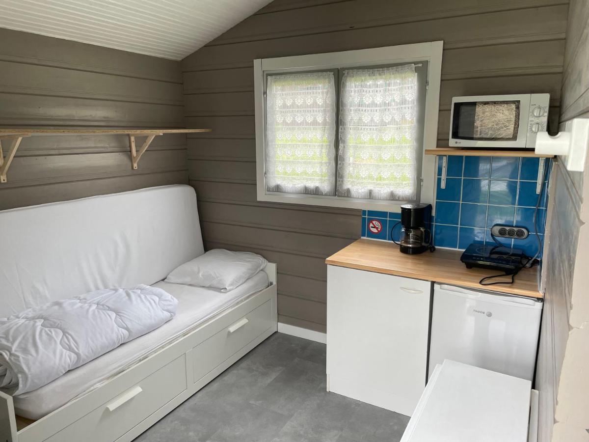 Camping Les Etoiles Saint-Sornin-Lavolps Exteriér fotografie