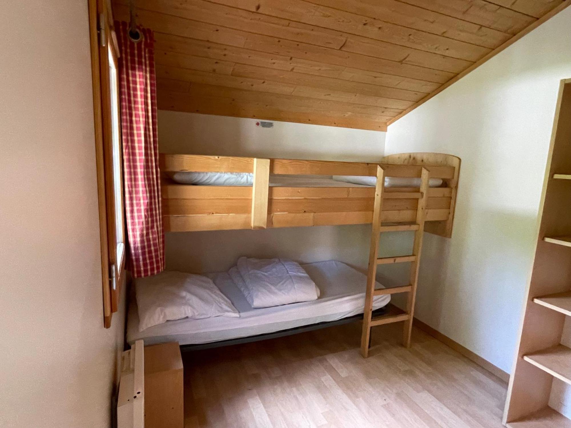 Camping Les Etoiles Saint-Sornin-Lavolps Exteriér fotografie