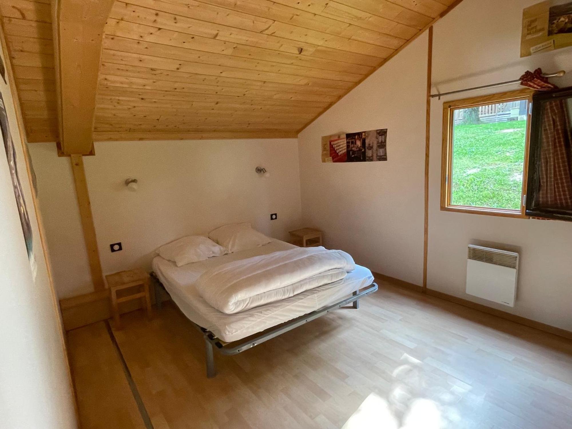 Camping Les Etoiles Saint-Sornin-Lavolps Exteriér fotografie